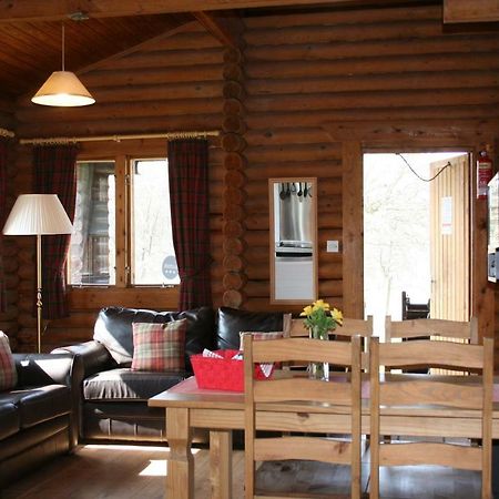 Highgarry Lodges Invergarry Ngoại thất bức ảnh