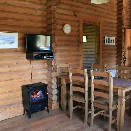 Highgarry Lodges Invergarry Ngoại thất bức ảnh